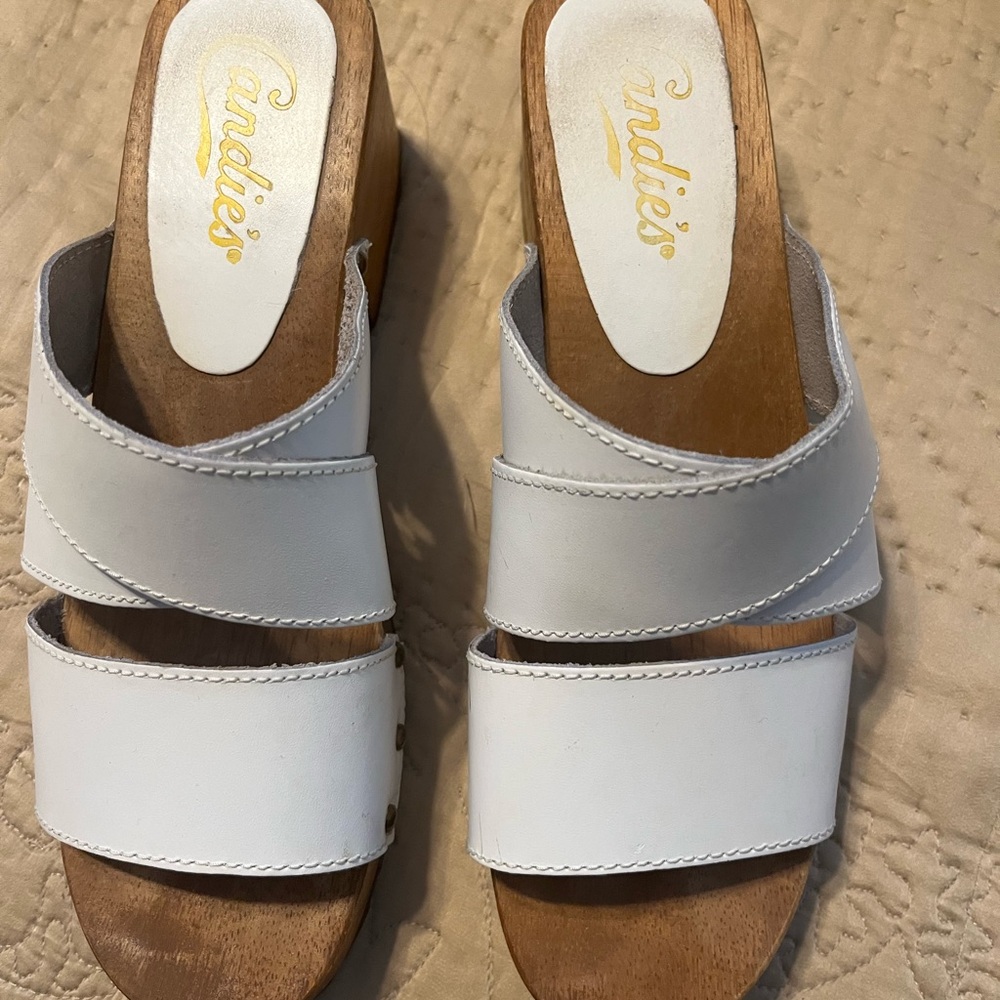 Candie's White Double Strap Wood-Effect Slide Mules